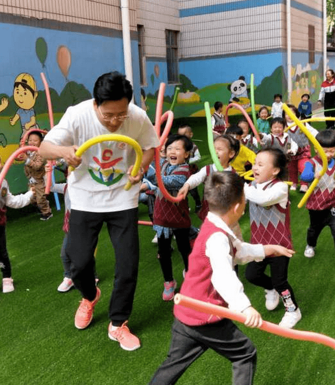 育兒知識(shí)幼兒園新生入園，家長十三忌