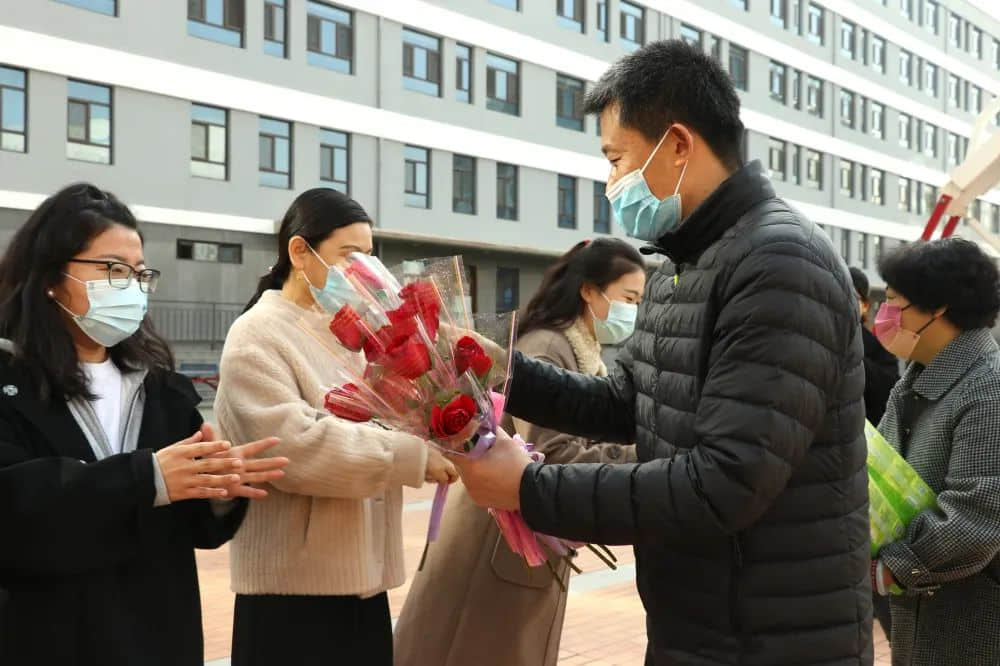 女神節(jié)丨致敬最美女教師