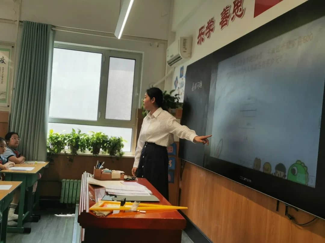 【教學(xué)節(jié)·校本課程】“智慧花開(kāi) 悅動(dòng)課堂”第一屆教學(xué)節(jié)暨家長(zhǎng)開(kāi)放日（三、四年級(jí)）