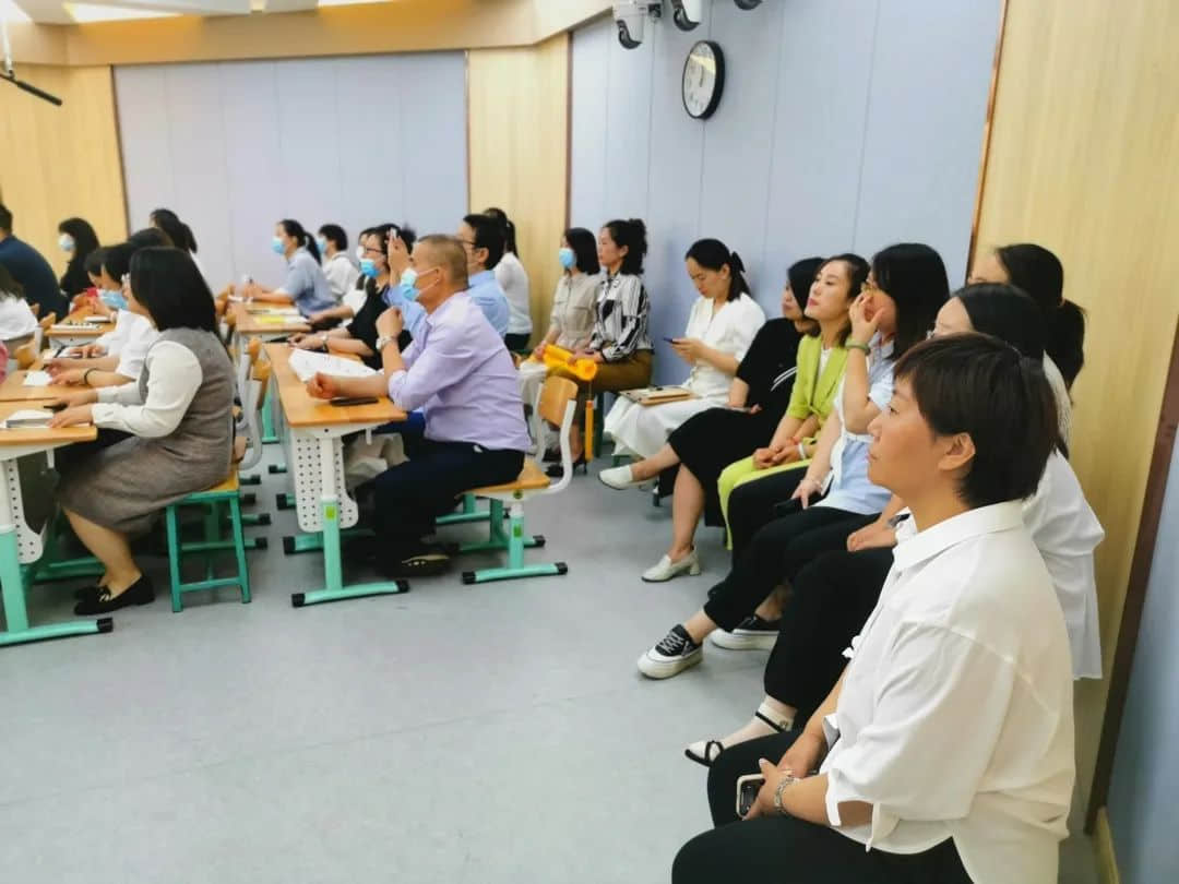 【教學(xué)節(jié)·校本課程】“智慧花開(kāi) 悅動(dòng)課堂”第一屆教學(xué)節(jié)暨家長(zhǎng)開(kāi)放日（三、四年級(jí)）