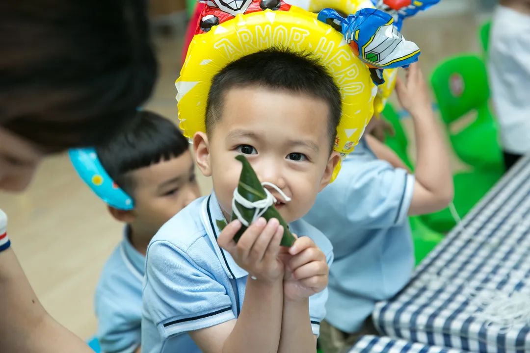 童心向黨慶六一 家校共育過端午--私立一中附屬幼兒園云端兒童節(jié)活動