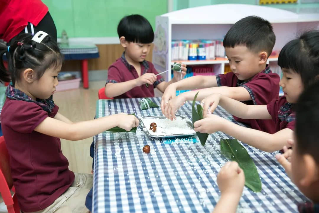 童心向黨慶六一 家校共育過端午--私立一中附屬幼兒園云端兒童節(jié)活動