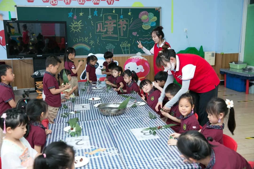 童心向黨慶六一 家校共育過端午--私立一中附屬幼兒園云端兒童節(jié)活動