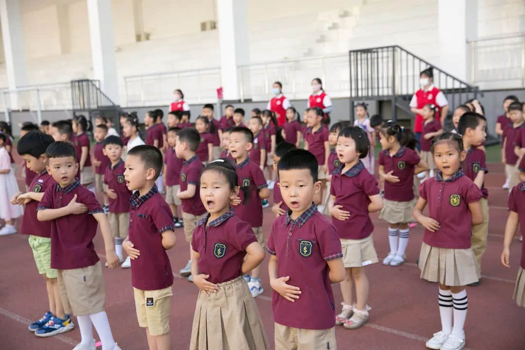 童心向黨慶六一 家校共育過端午--私立一中附屬幼兒園云端兒童節(jié)活動