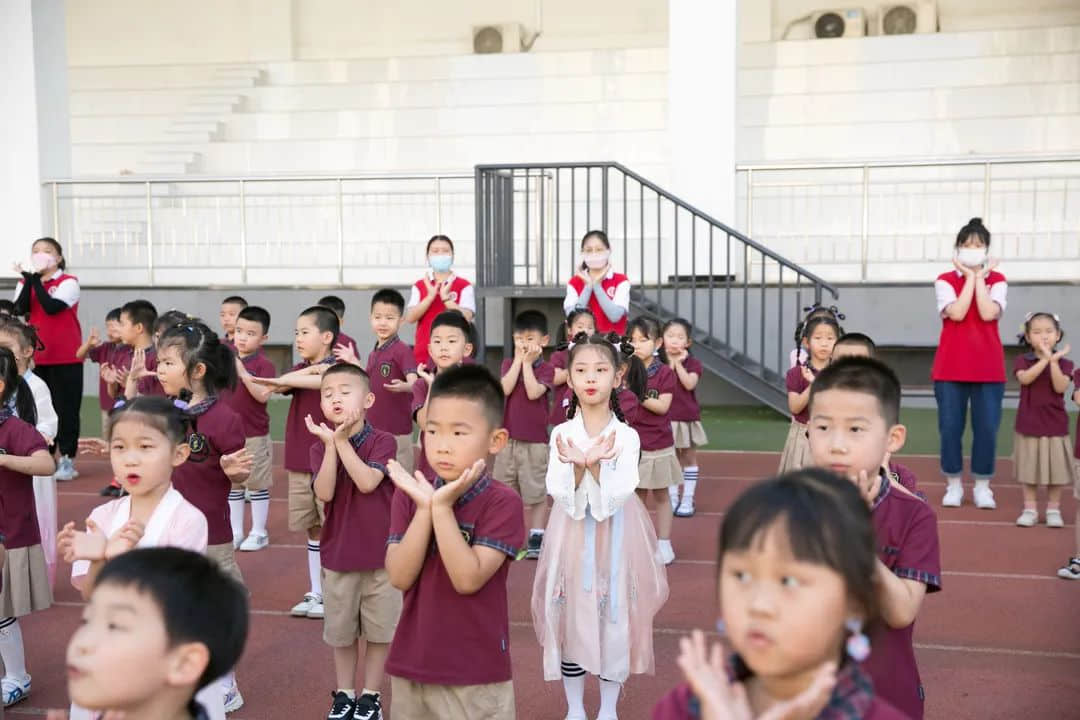 童心向黨慶六一 家校共育過端午--私立一中附屬幼兒園云端兒童節(jié)活動