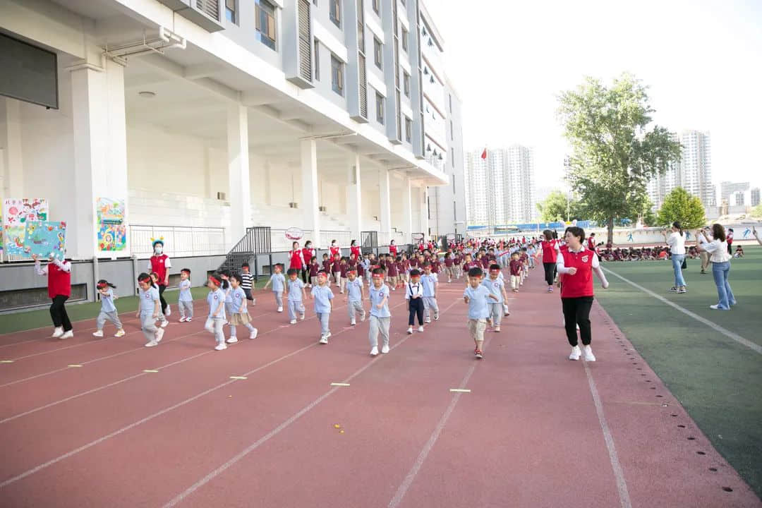 童心向黨慶六一 家校共育過端午--私立一中附屬幼兒園云端兒童節(jié)活動