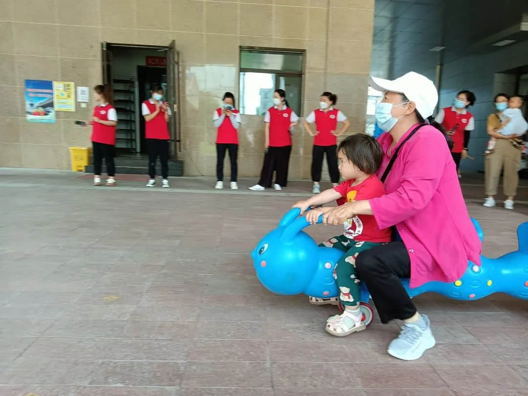 夏日甜甜 遇見可愛的你--私立一中附屬幼兒園新生親子開放日