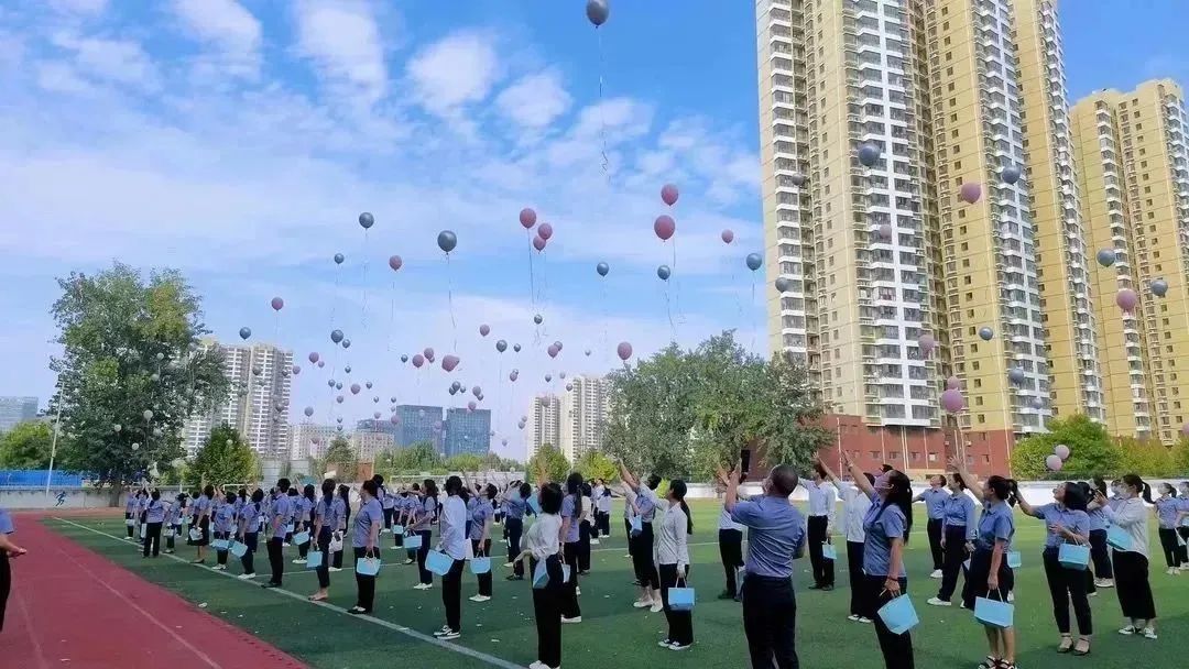 【立小?芳華錄】一家人 一條心 一起拼 一定贏 | 立小團(tuán)隊(duì)&河北衛(wèi)視《中華好家風(fēng)》