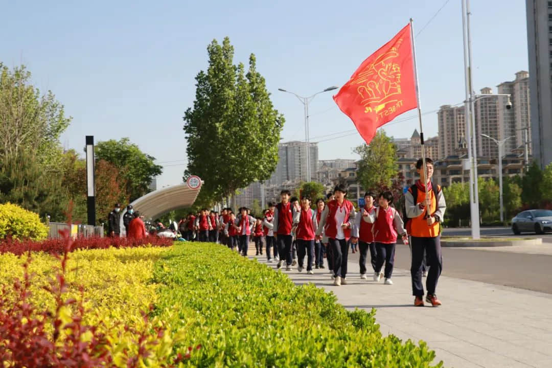 奮進(jìn)新時(shí)代 勵(lì)志青春行丨石家莊私立第一中學(xué)第二屆遠(yuǎn)足活動(dòng)