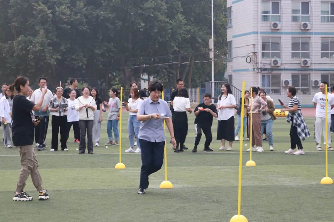 熱血燃青春 少年正風(fēng)華丨石家莊私立第一中學(xué)2023年秋季運(yùn)動(dòng)會(huì)圓滿舉行