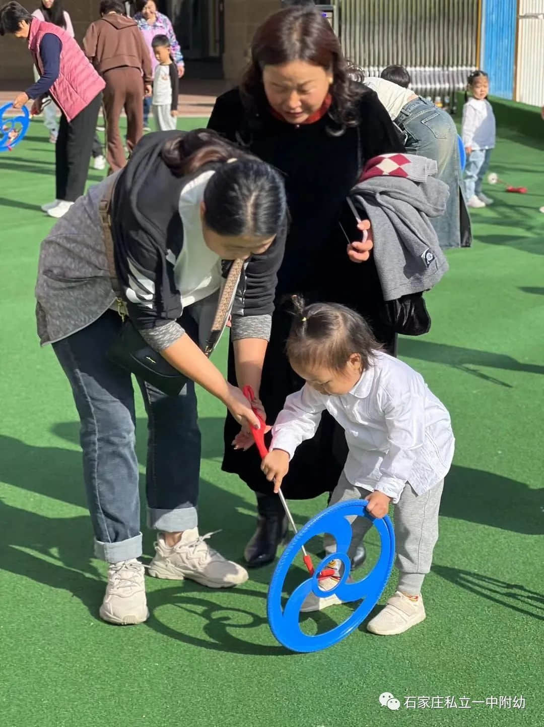 【幼之育】愛(ài)滿重陽(yáng) 孝潤(rùn)童心——石家莊私立第一中學(xué)幼兒園