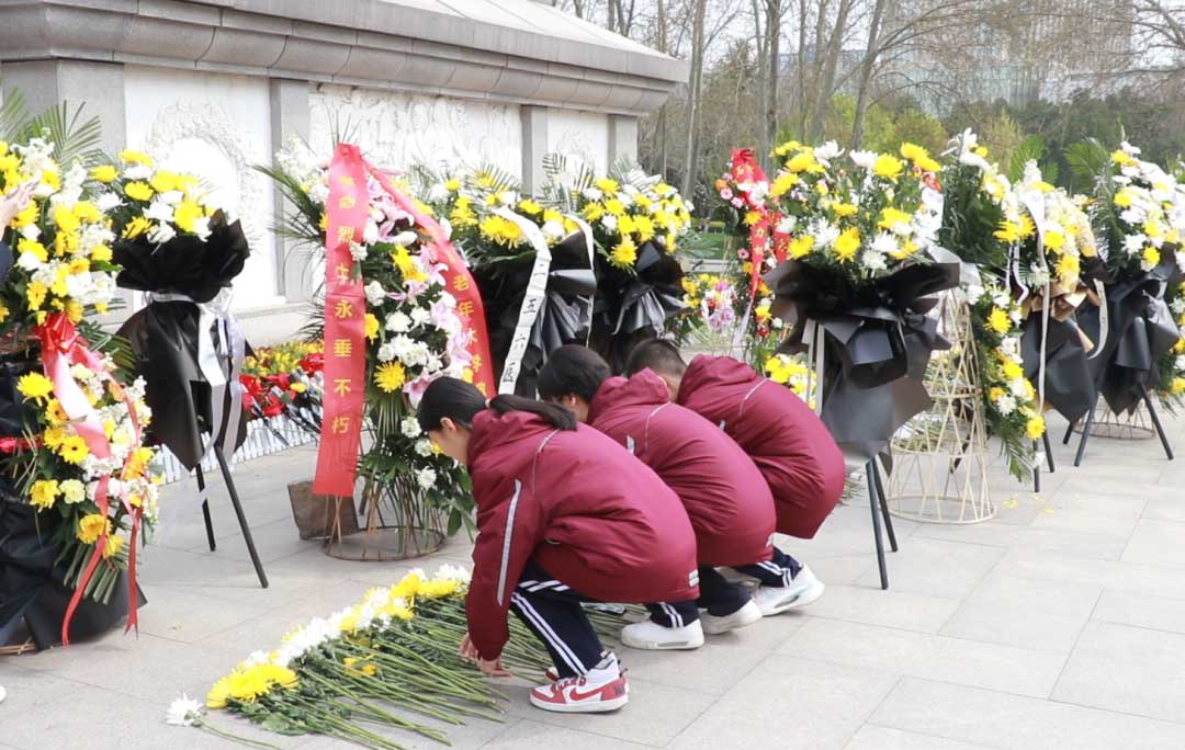 清明祭英烈 吾輩當(dāng)自強(qiáng)丨向英雄致敬！