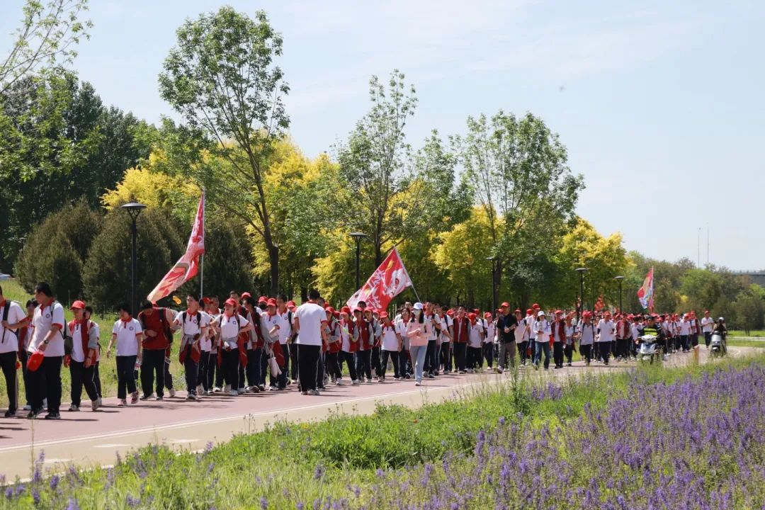 奮進(jìn)新時(shí)代 勵(lì)志青春行丨石家莊私立第一中學(xué)第三屆遠(yuǎn)足活動(dòng)圓滿完成