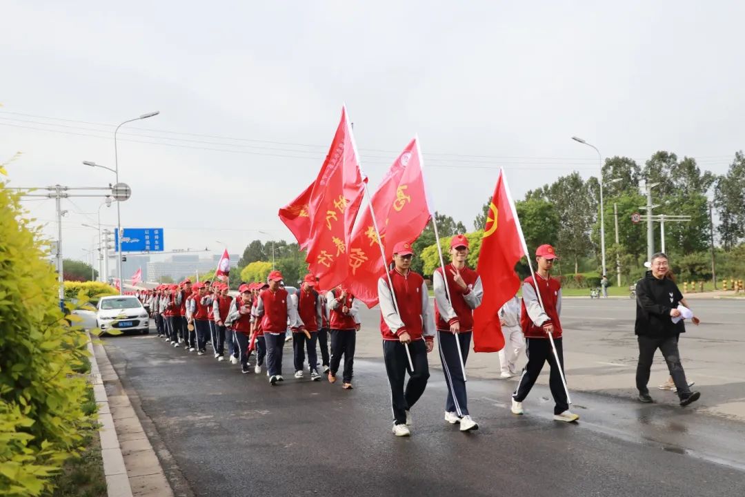 奮進(jìn)新時(shí)代 勵(lì)志青春行丨石家莊私立第一中學(xué)第三屆遠(yuǎn)足活動(dòng)圓滿完成