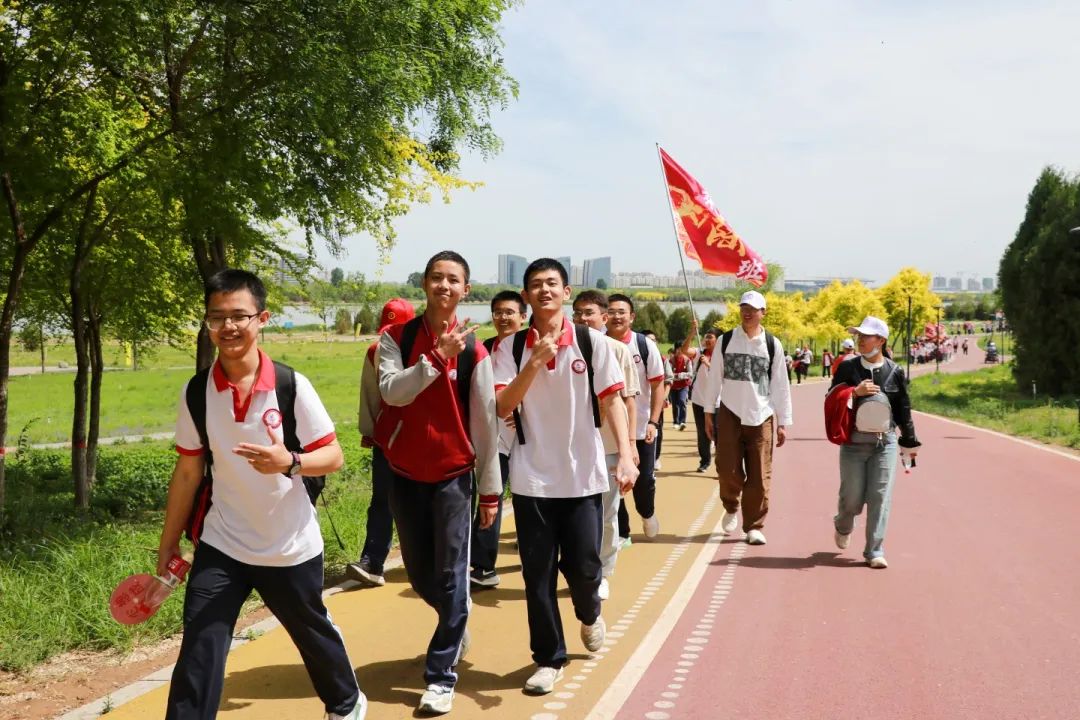 奮進(jìn)新時(shí)代 勵(lì)志青春行丨石家莊私立第一中學(xué)第三屆遠(yuǎn)足活動(dòng)圓滿完成