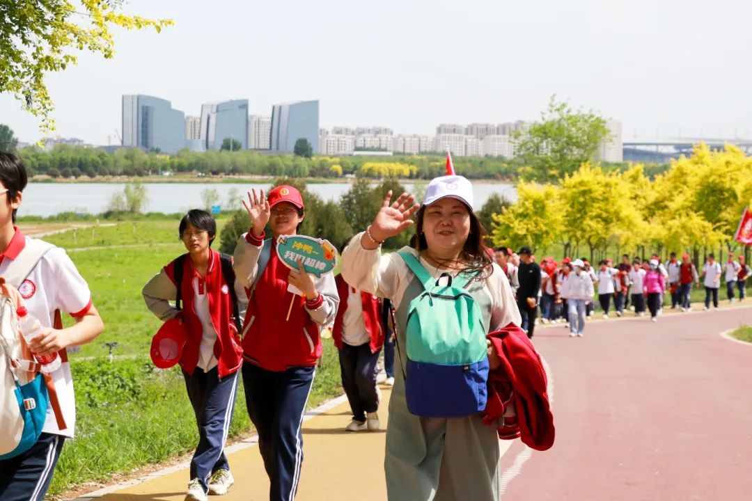 奮進(jìn)新時(shí)代 勵(lì)志青春行丨石家莊私立第一中學(xué)第三屆遠(yuǎn)足活動(dòng)圓滿完成