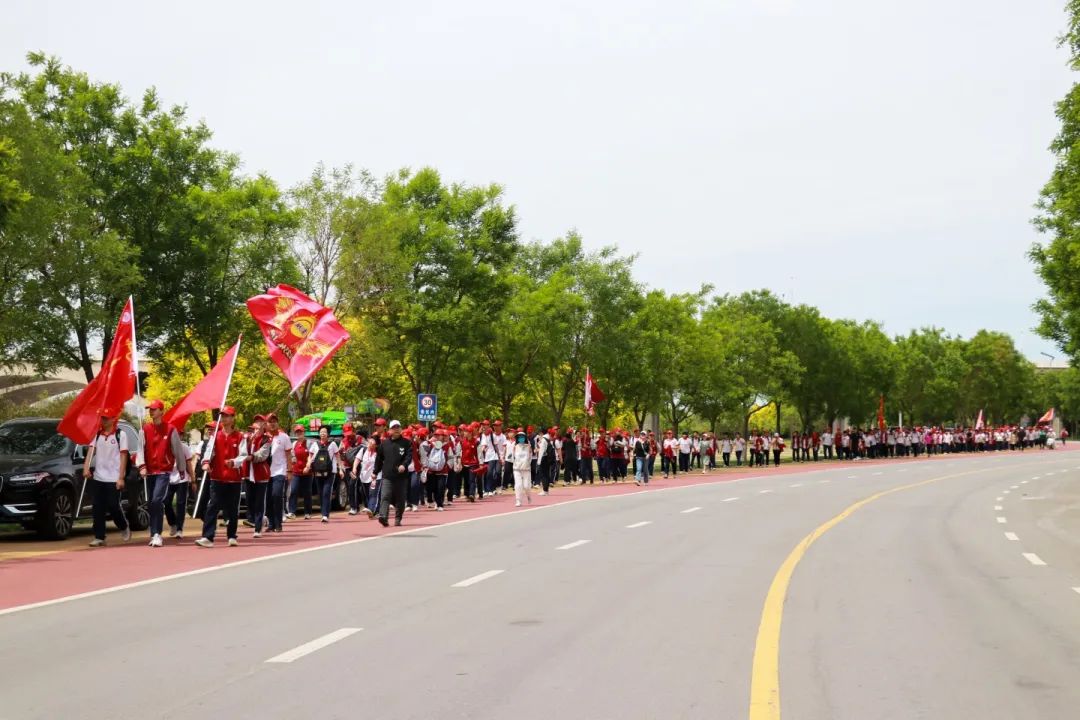 奮進(jìn)新時(shí)代 勵(lì)志青春行丨石家莊私立第一中學(xué)第三屆遠(yuǎn)足活動(dòng)圓滿完成