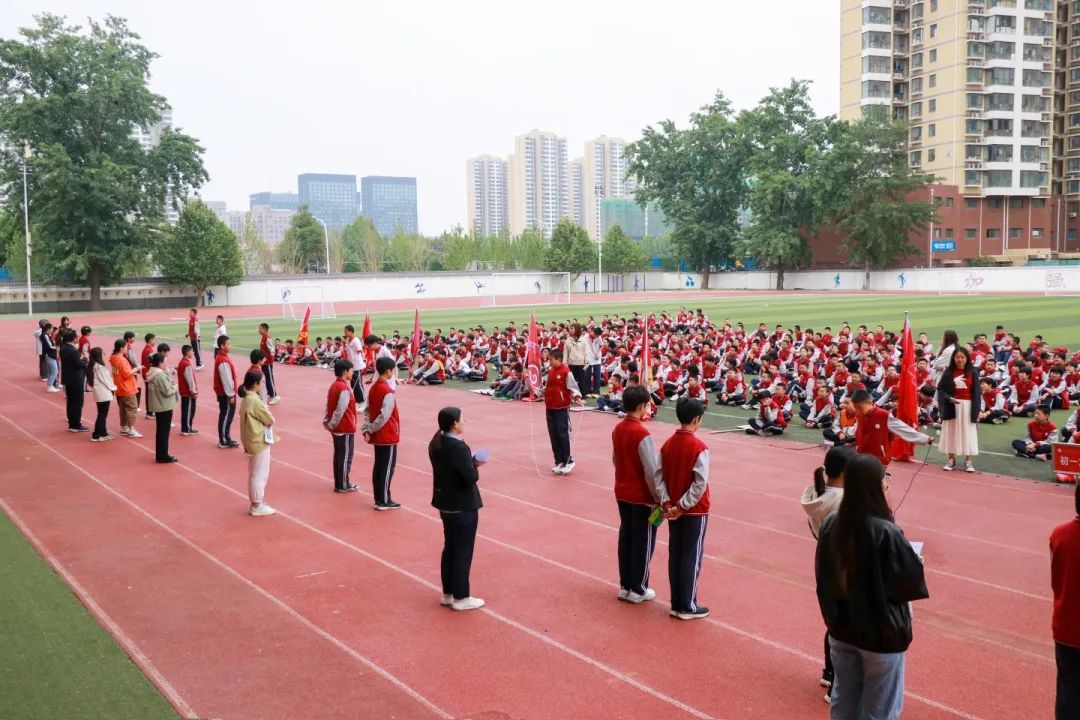 躍動青春 繩采飛揚(yáng)丨初一年級跳繩比賽圓滿落幕