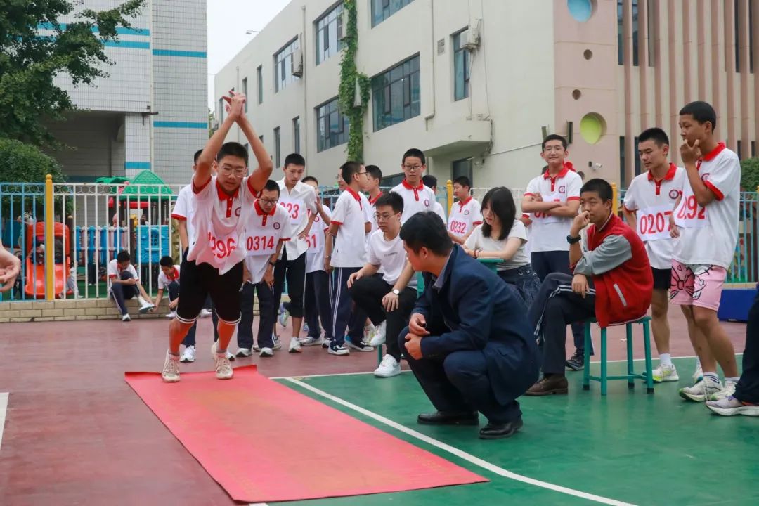 青春激昂展英姿 砥礪自我強(qiáng)體魄丨石家莊私立第一中學(xué)第三屆秋季運(yùn)動(dòng)會(huì)圓滿落幕