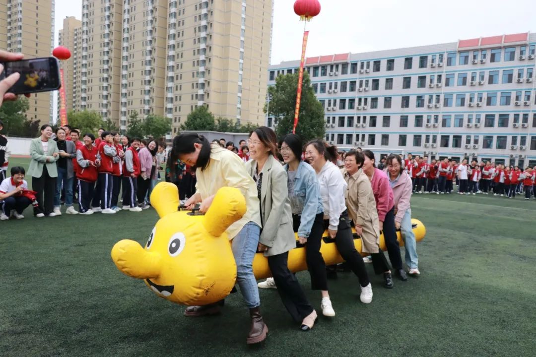 青春激昂展英姿 砥礪自我強(qiáng)體魄丨石家莊私立第一中學(xué)第三屆秋季運(yùn)動(dòng)會(huì)圓滿落幕