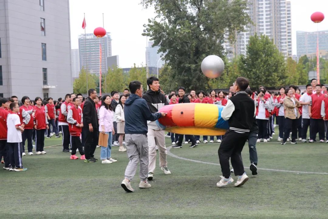 青春激昂展英姿 砥礪自我強(qiáng)體魄丨石家莊私立第一中學(xué)第三屆秋季運(yùn)動(dòng)會(huì)圓滿落幕