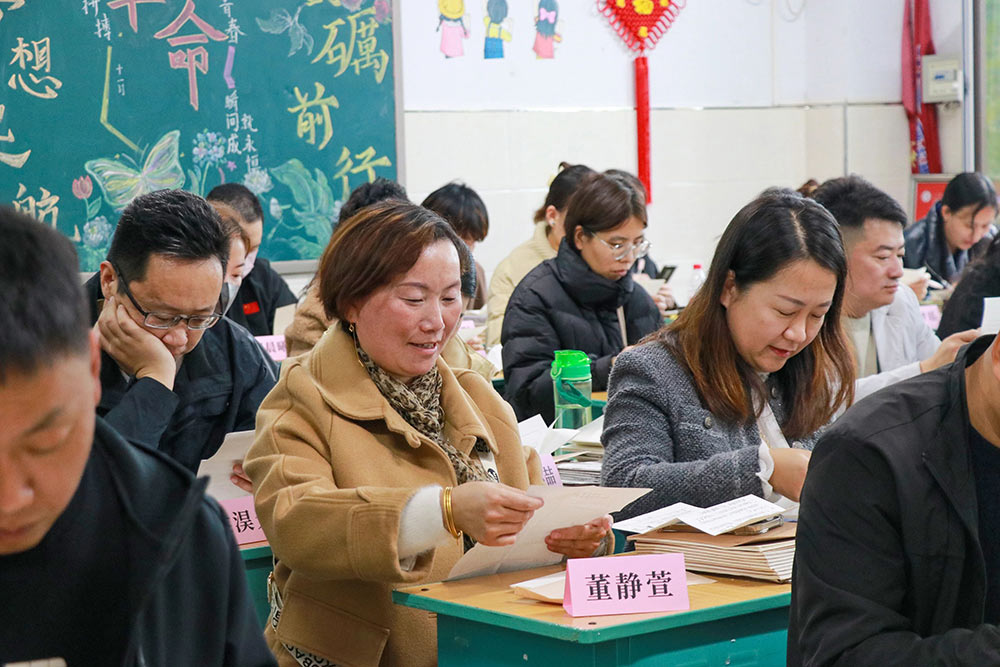 家校共育待花開 攜手并肩創(chuàng)未來丨我校各年級期中家長會圓滿完成