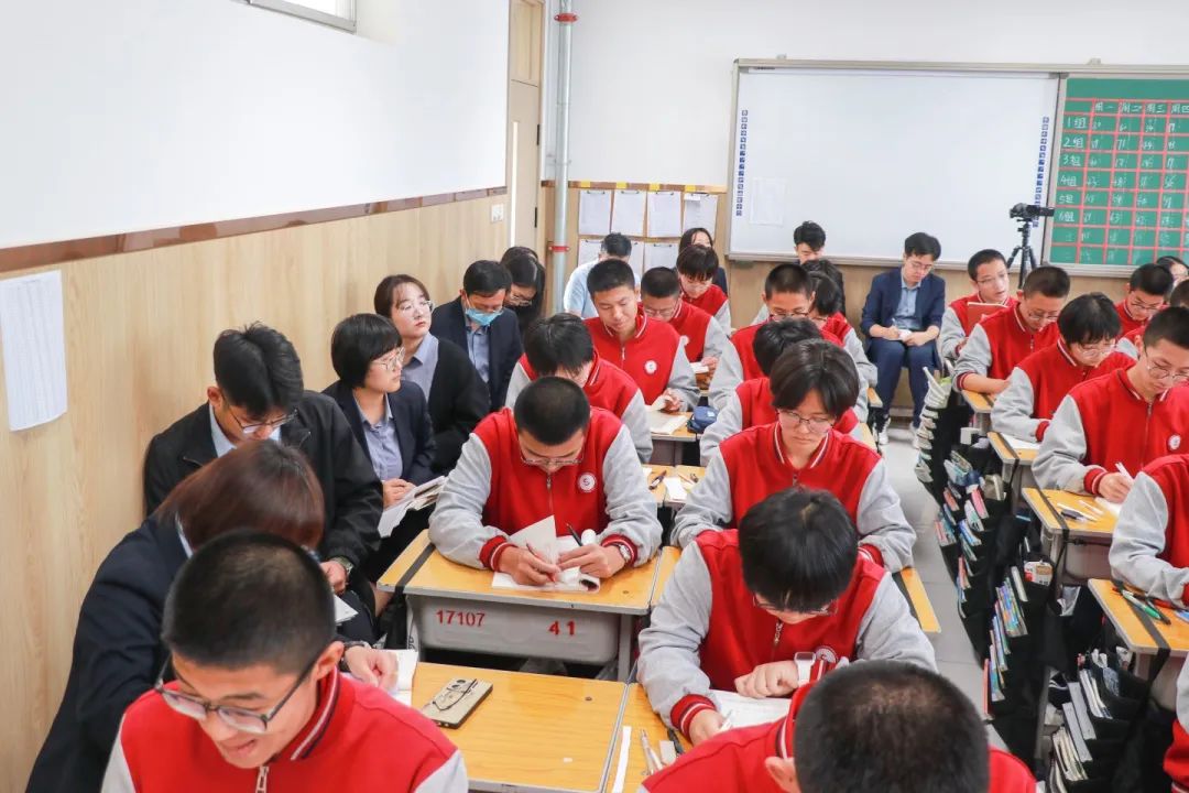 妙筆耕耘提質(zhì)量 勤學(xué)善思促成長(zhǎng)丨私立一中優(yōu)秀聽(tīng)課本展示