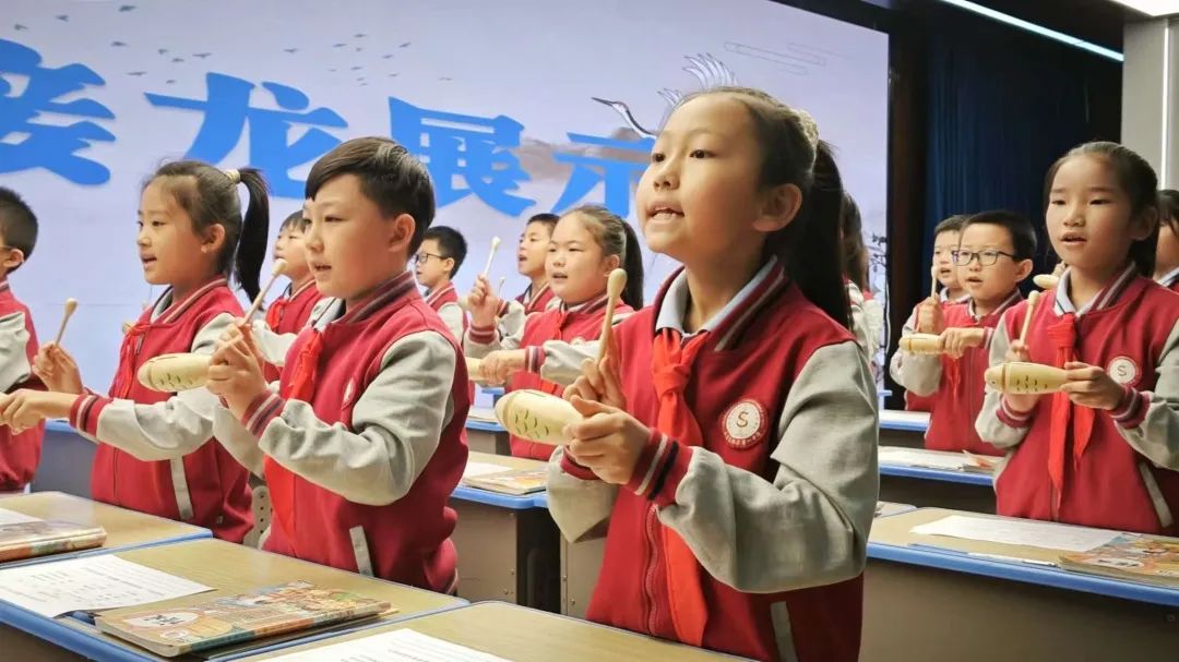 【立小 ? 研修】“名師課堂”2025年全國中小學觀摩課語文專場在我校華彩綻放