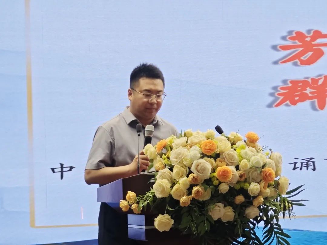 【立小 ? 榮耀】中華詩(shī)園河北朗誦藝術(shù)團(tuán)啟動(dòng)儀式暨河北石家莊辦事處成立儀式在我校華彩開(kāi)啟