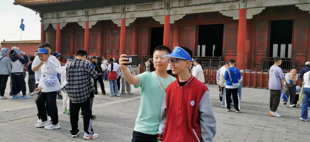 【立小 ? 畢業(yè)】嘿，小俠們的“京”彩旅行來啦~｜小初銜接部畢業(yè)活動紀實