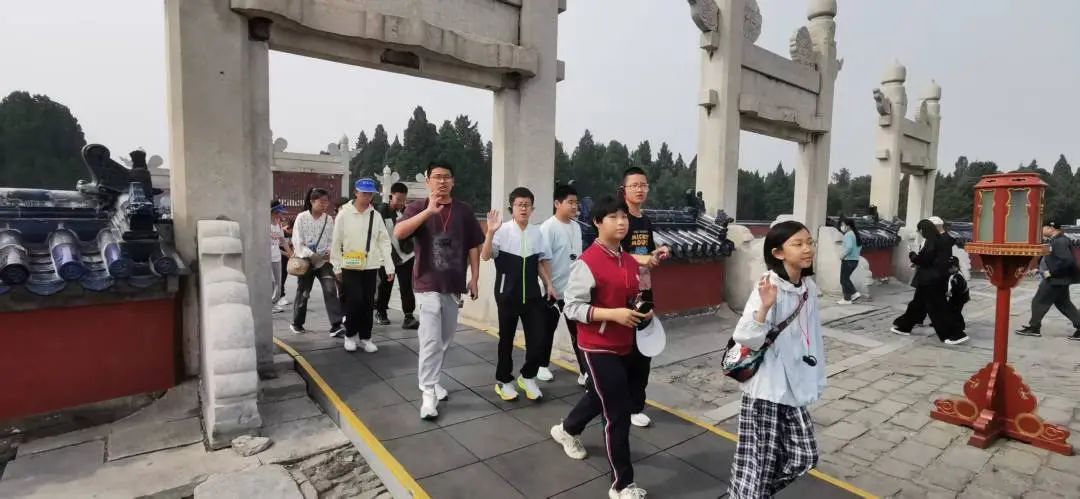 【立小 ? 畢業(yè)】嘿，小俠們的“京”彩旅行來啦~｜小初銜接部畢業(yè)活動紀實