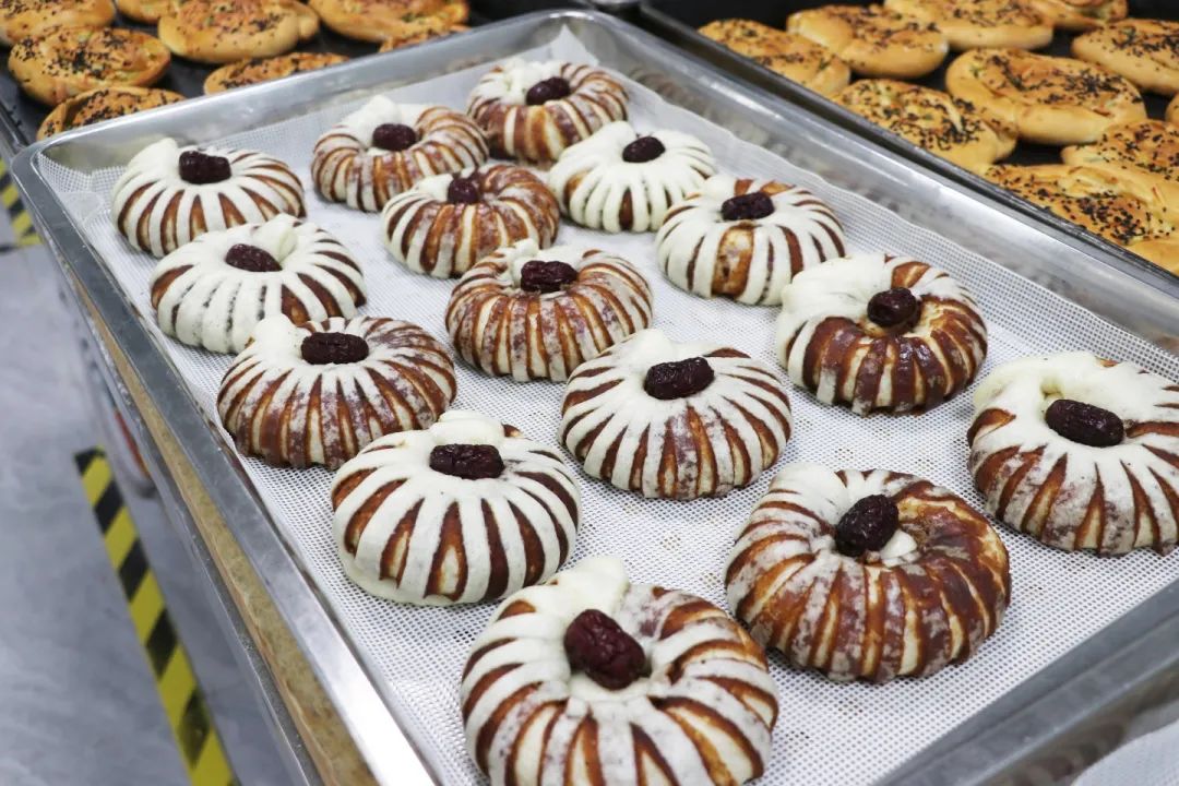 學(xué)生之眼：透視食堂這個“校園味覺魔方”