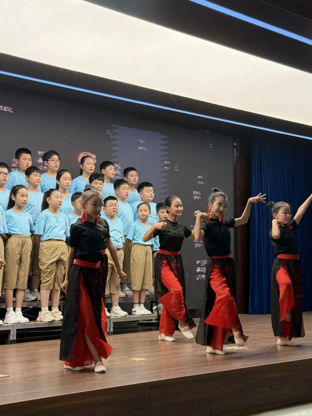 【立小 ? 美育】當(dāng)經(jīng)典名著“活”起來(lái) 看少年如何演繹江湖豪情｜名著項(xiàng)目式學(xué)習(xí)之戲說(shuō)水滸
