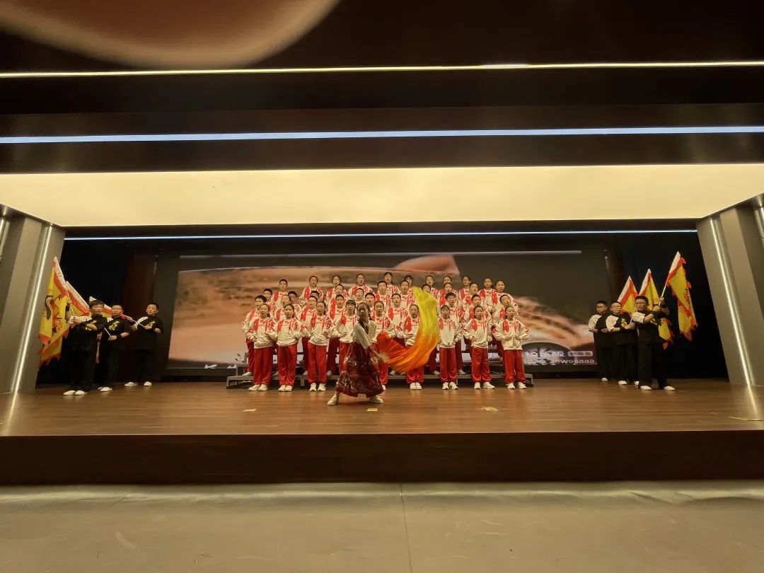 【立小 ? 美育】當(dāng)經(jīng)典名著“活”起來(lái) 看少年如何演繹江湖豪情｜名著項(xiàng)目式學(xué)習(xí)之戲說(shuō)水滸