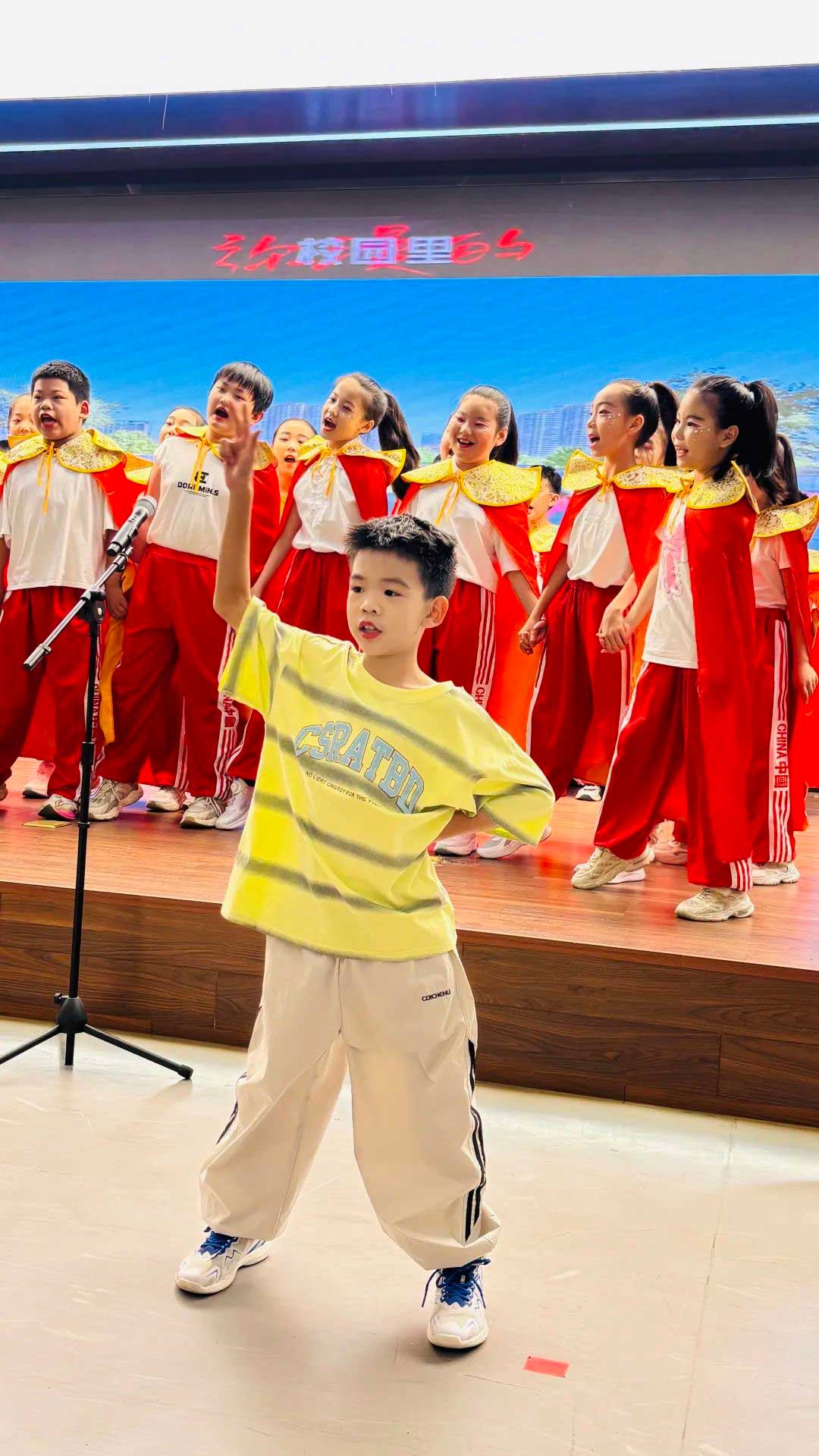 【立小 ? 美育】當(dāng)經(jīng)典名著“活”起來(lái) 看少年如何演繹江湖豪情｜名著項(xiàng)目式學(xué)習(xí)之戲說(shuō)水滸
