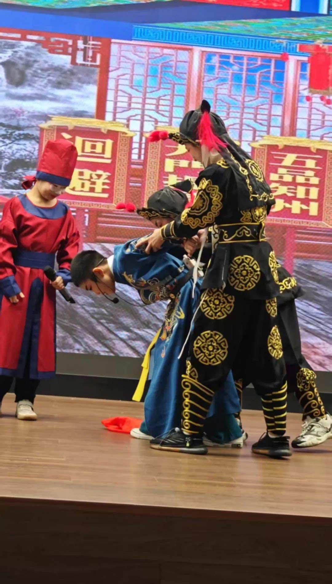 【立小 ? 美育】當(dāng)經(jīng)典名著“活”起來(lái) 看少年如何演繹江湖豪情｜名著項(xiàng)目式學(xué)習(xí)之戲說(shuō)水滸