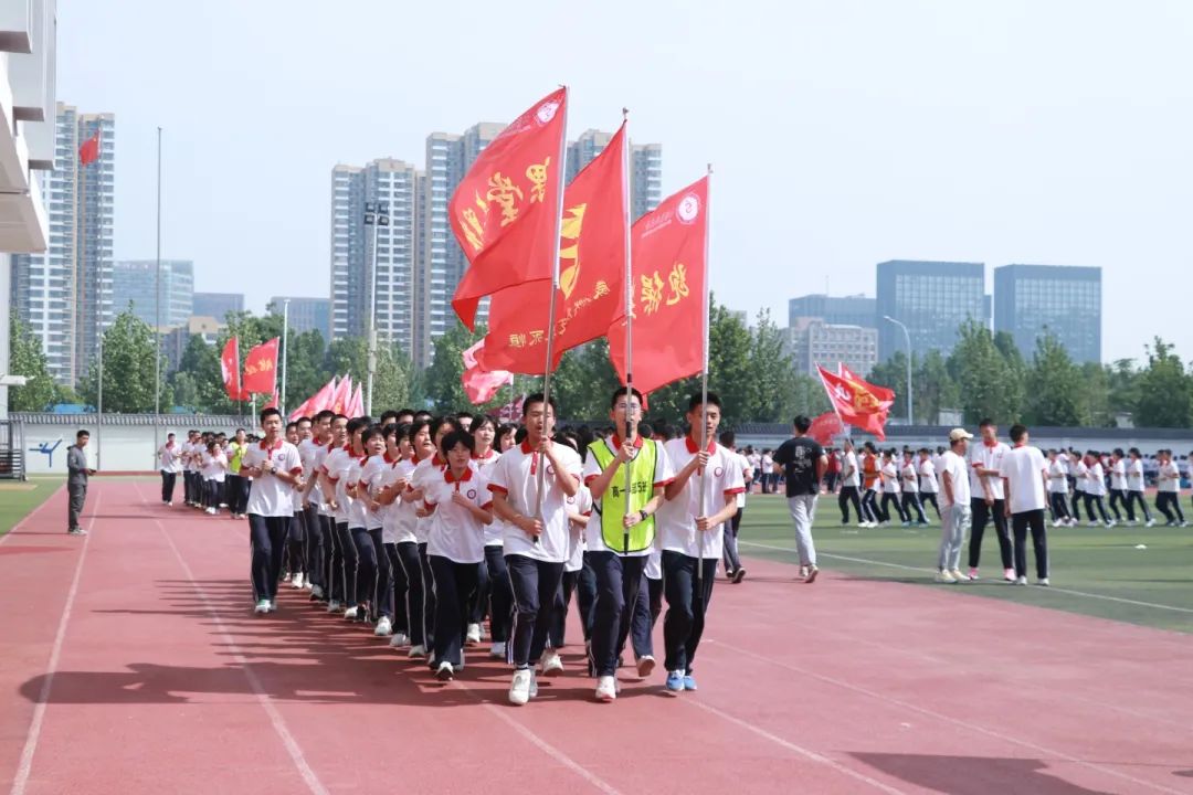 學(xué)生之眼：解析特色跑操這曲校園運動交響