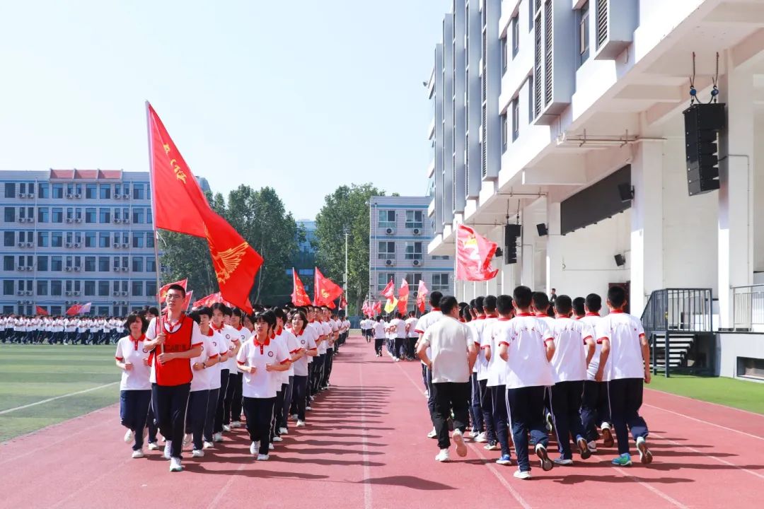 學(xué)生之眼：解析特色跑操這曲校園運動交響
