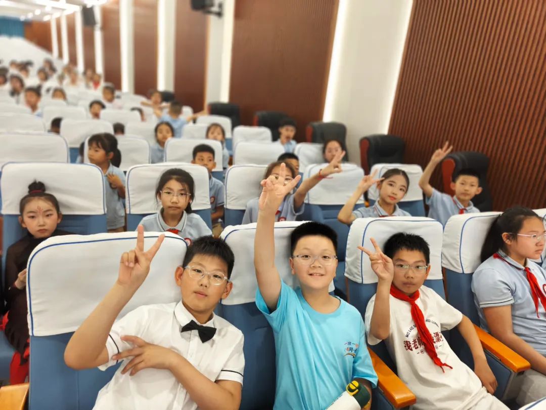 【立小 ? 教學】“英韻華章 The English Gala” 英語藝術周圓滿落幕｜立小教學節(jié)活動