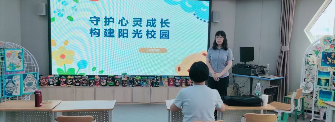 【立小 ? 教學(xué)】三尺講臺(tái)竟風(fēng)采 百煉青春綻芳華｜區(qū)教師素質(zhì)賽活動(dòng)紀(jì)實(shí)